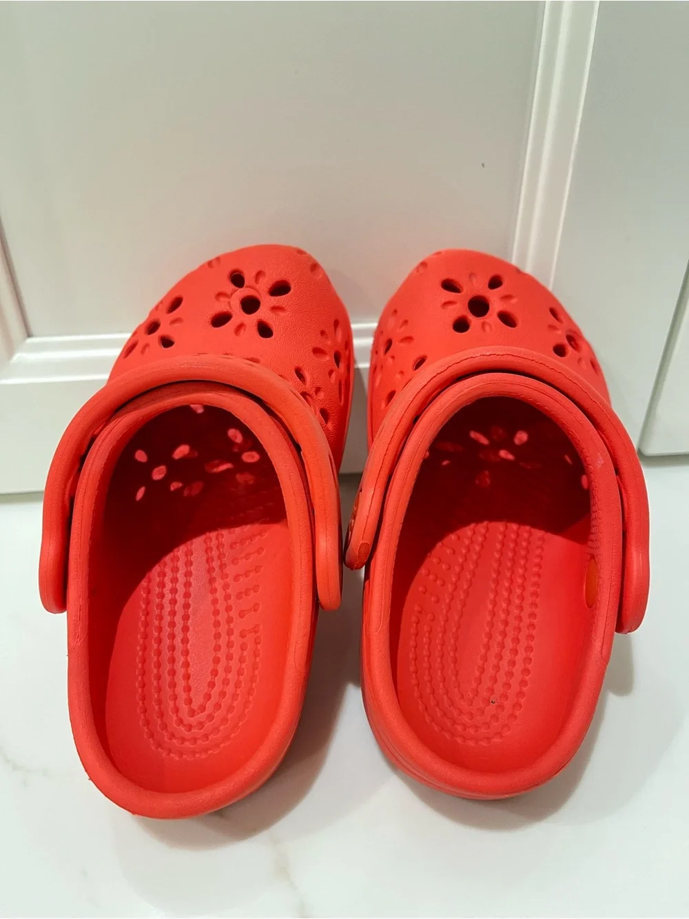 CROCS Kids' Floral Cutout Clog - Red - Size 8